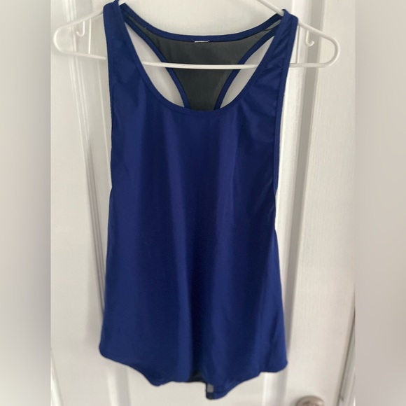 Fabletics top bundle - Picture 6 of 6